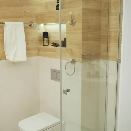 Montana Apartment *